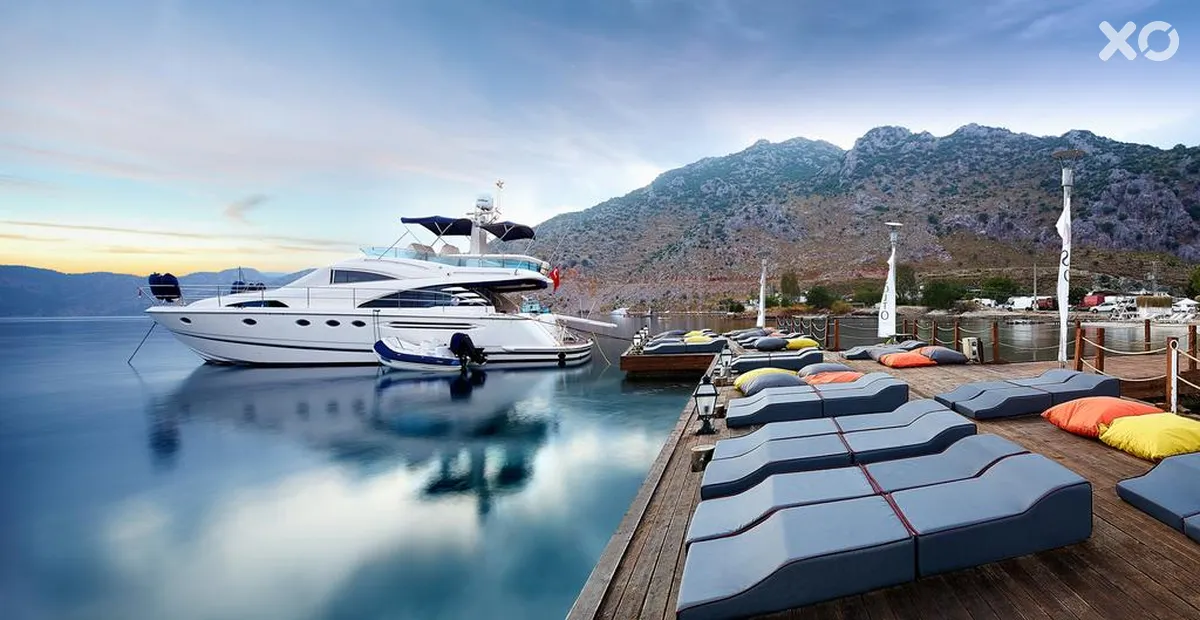 Fi Light Solto Boutique Beach