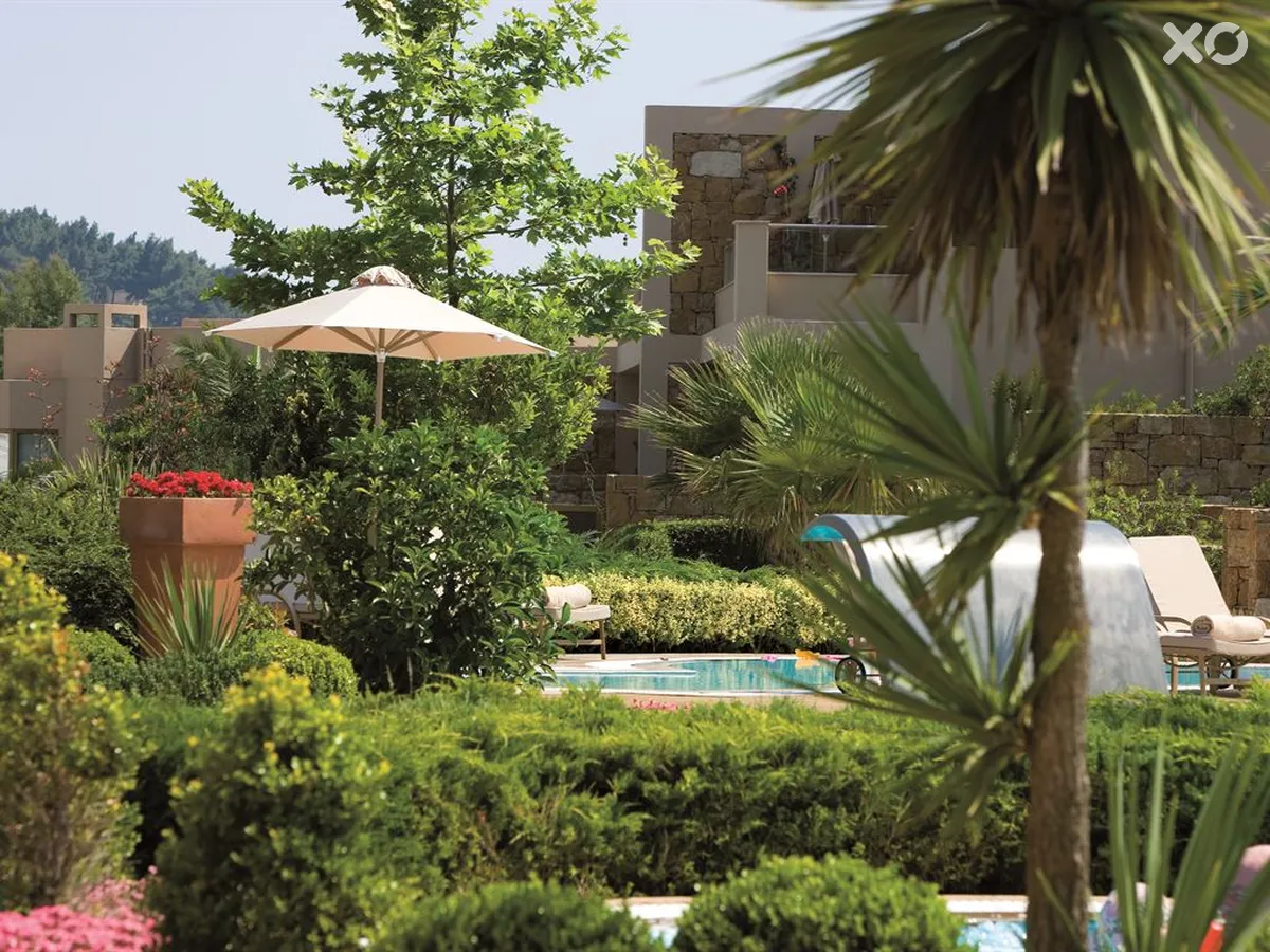 Sani Asterias Suites