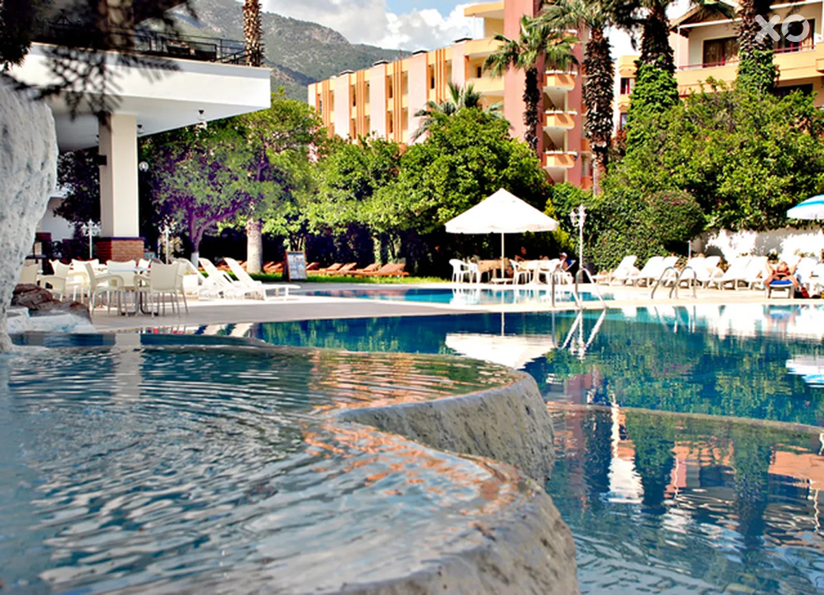 Boulevard Hotel