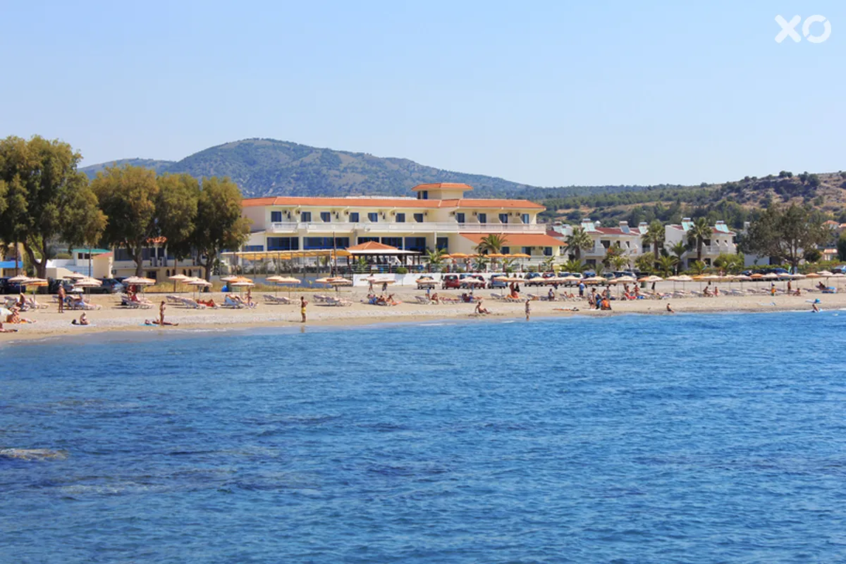 Kamari Beach Hotel
