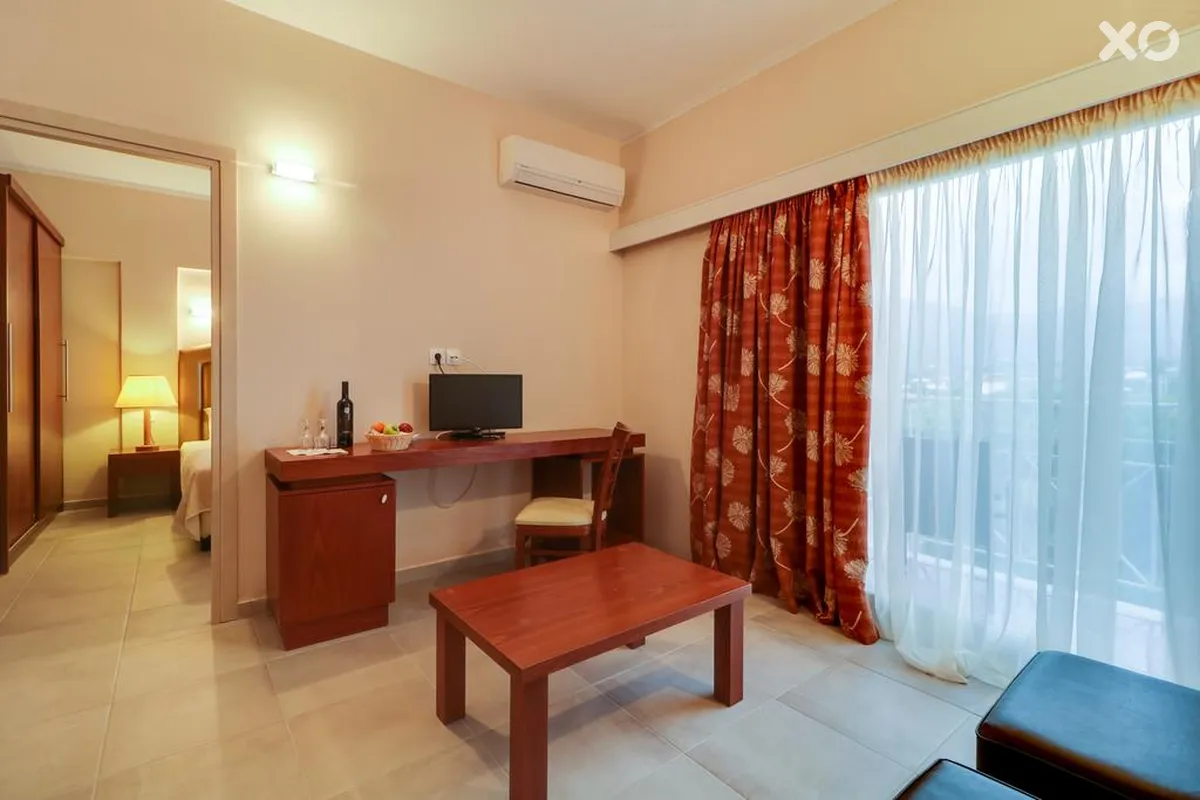 Calamos Beach Hotel