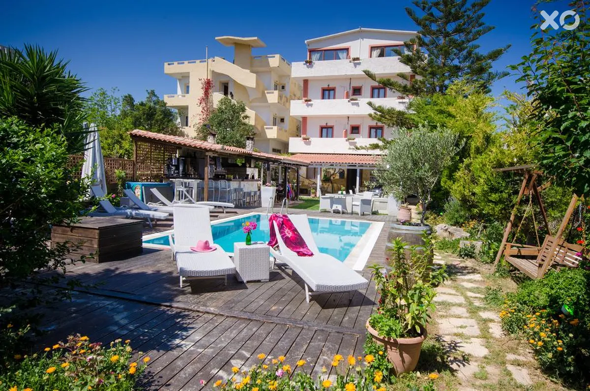 Georgia's Garden Hotel