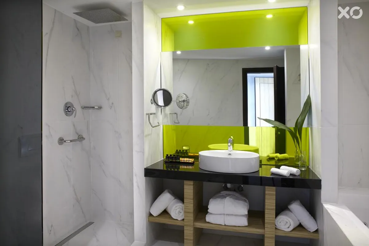 Wyndham Grand Athens Hotel