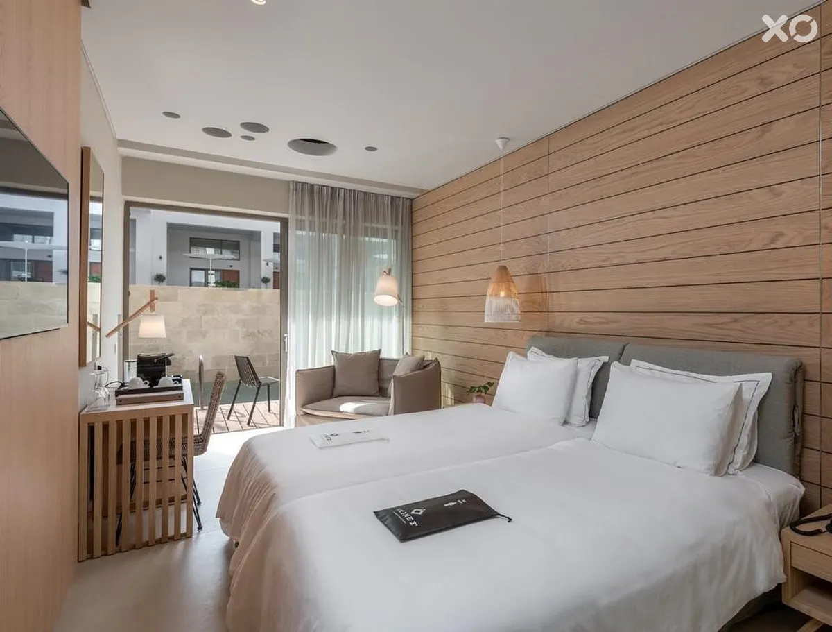 Ikones Seafront Luxury Suites