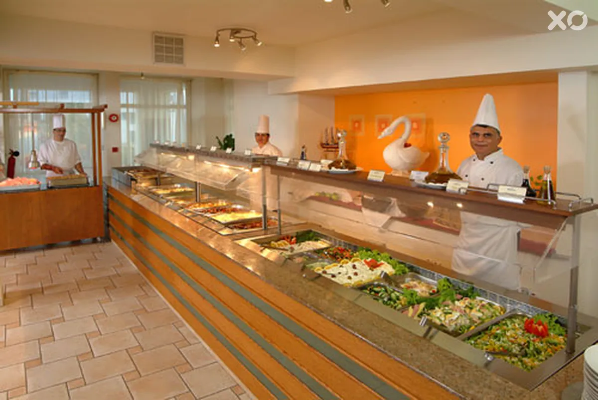 Nelia Beach Hotel & Spa