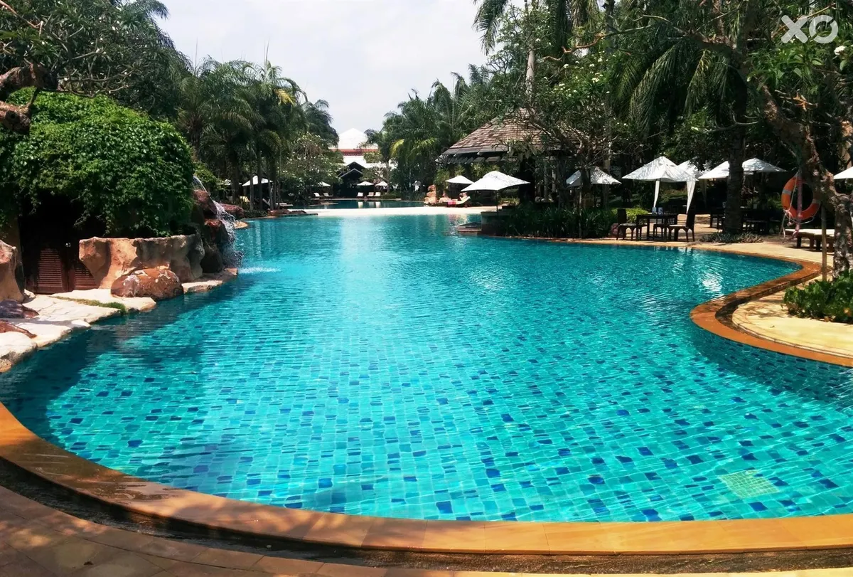 Ravindra Beach Resort & Spa