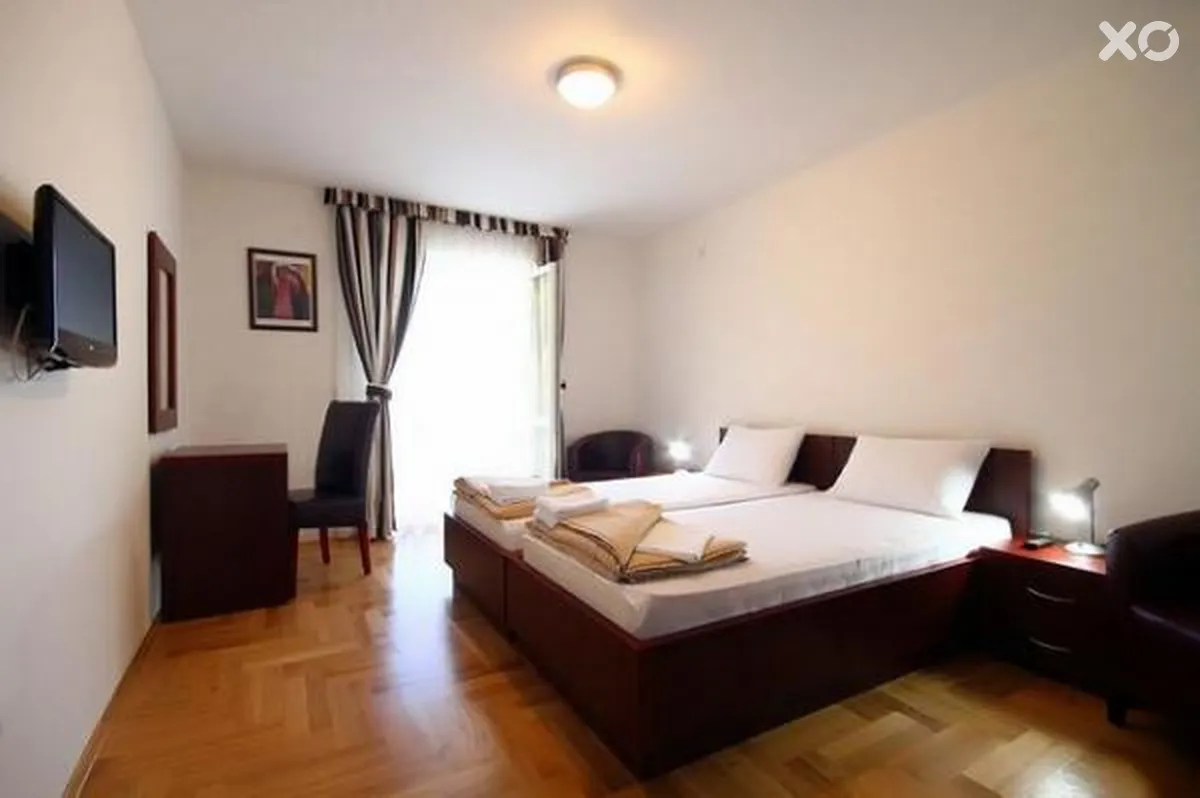 Sara Lux Apartments