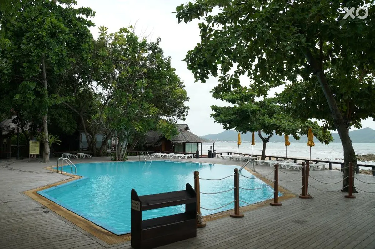 Sunset Village Beach Resort
