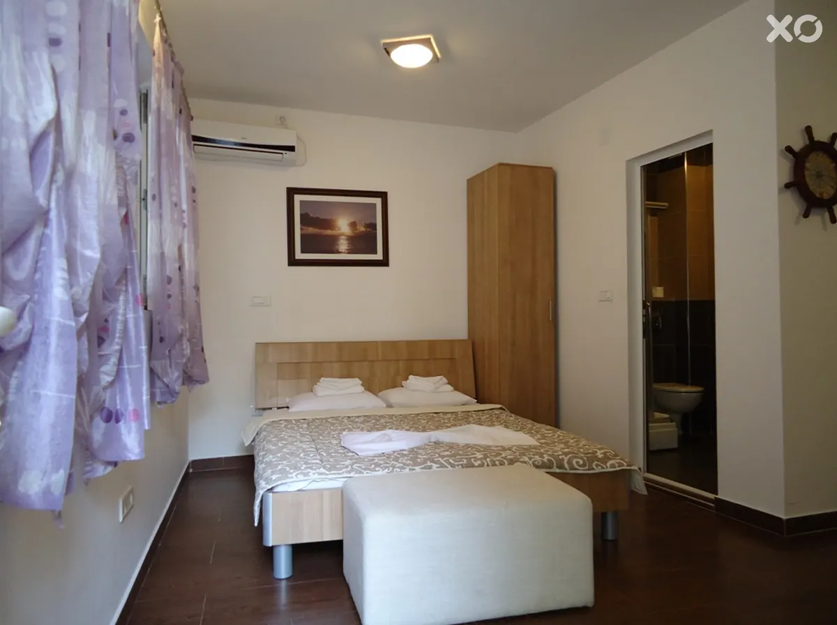 Aura Villa