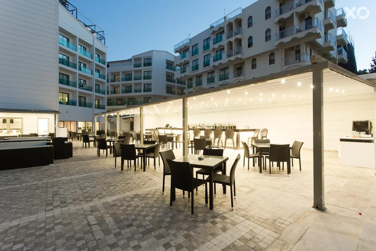Falcon Club Hotel