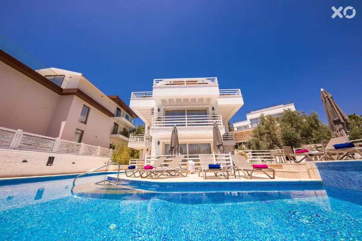Kalkan Saray Suites Hotel