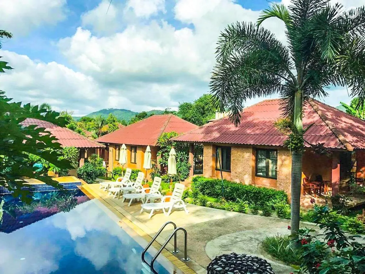 Floraville Phuket Resort