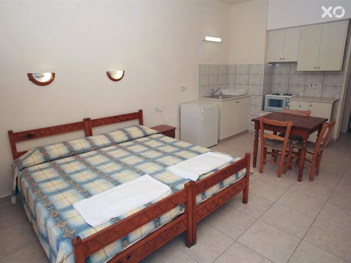 New York Plaza Hotel Apartments