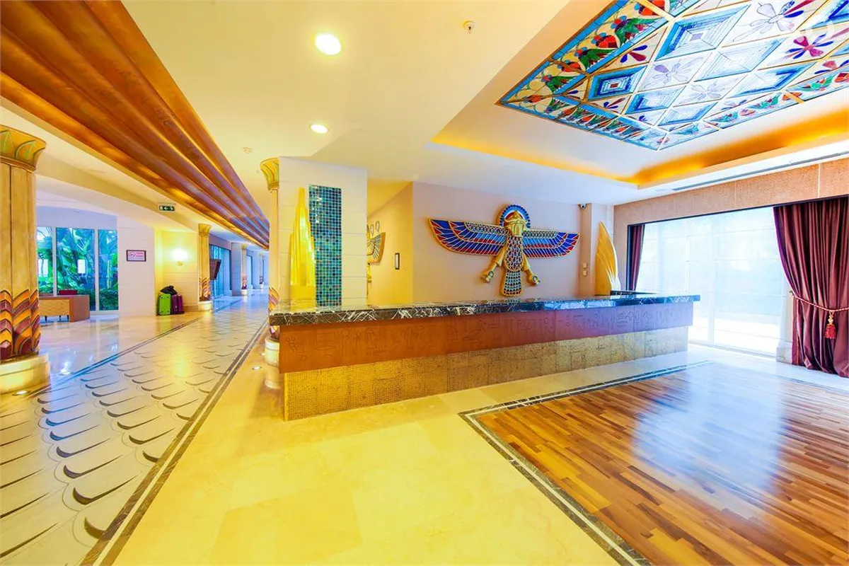 Horus Paradise Luxury Resort