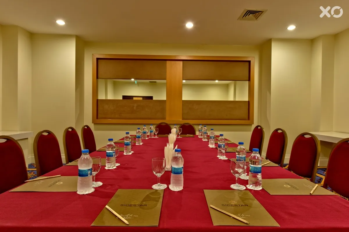Side Star Park Hotel