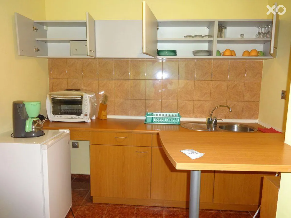 Evridika Apart