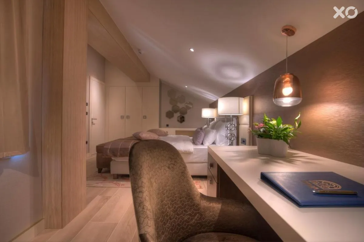 Riva Hotel