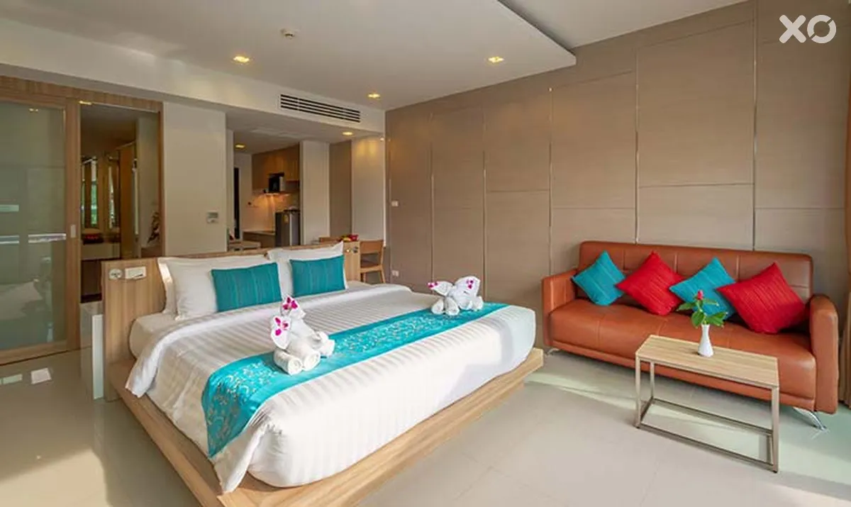 Patong Bay Hill
