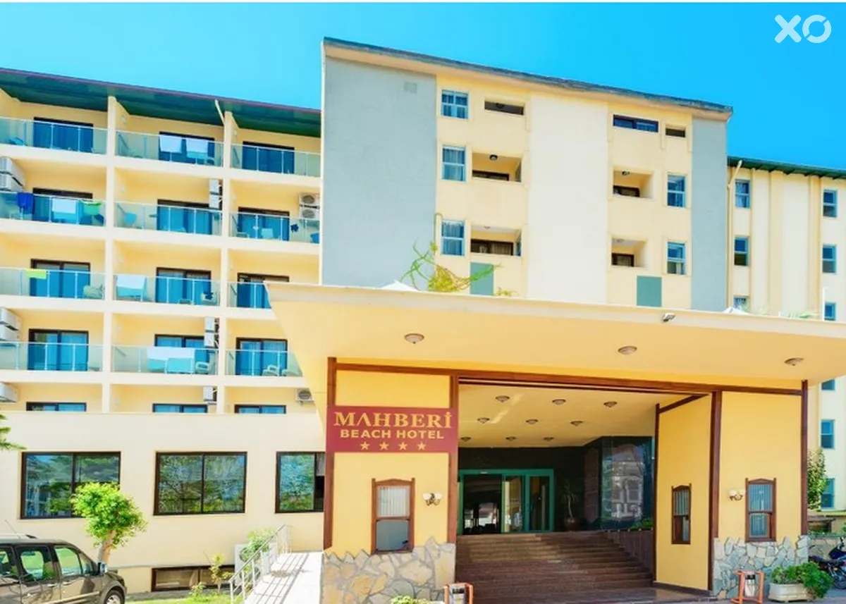 M.C. Mahberi Beach Hotel
