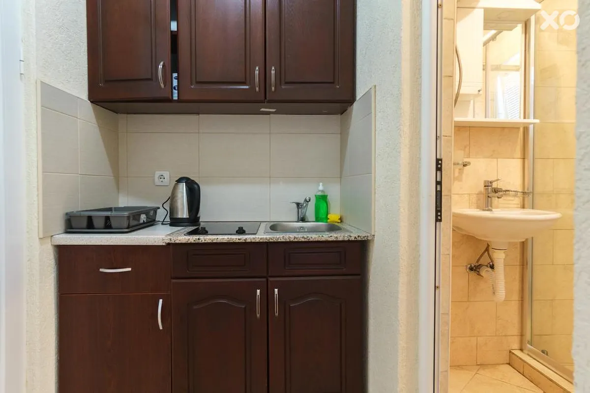 Lora Apartments
