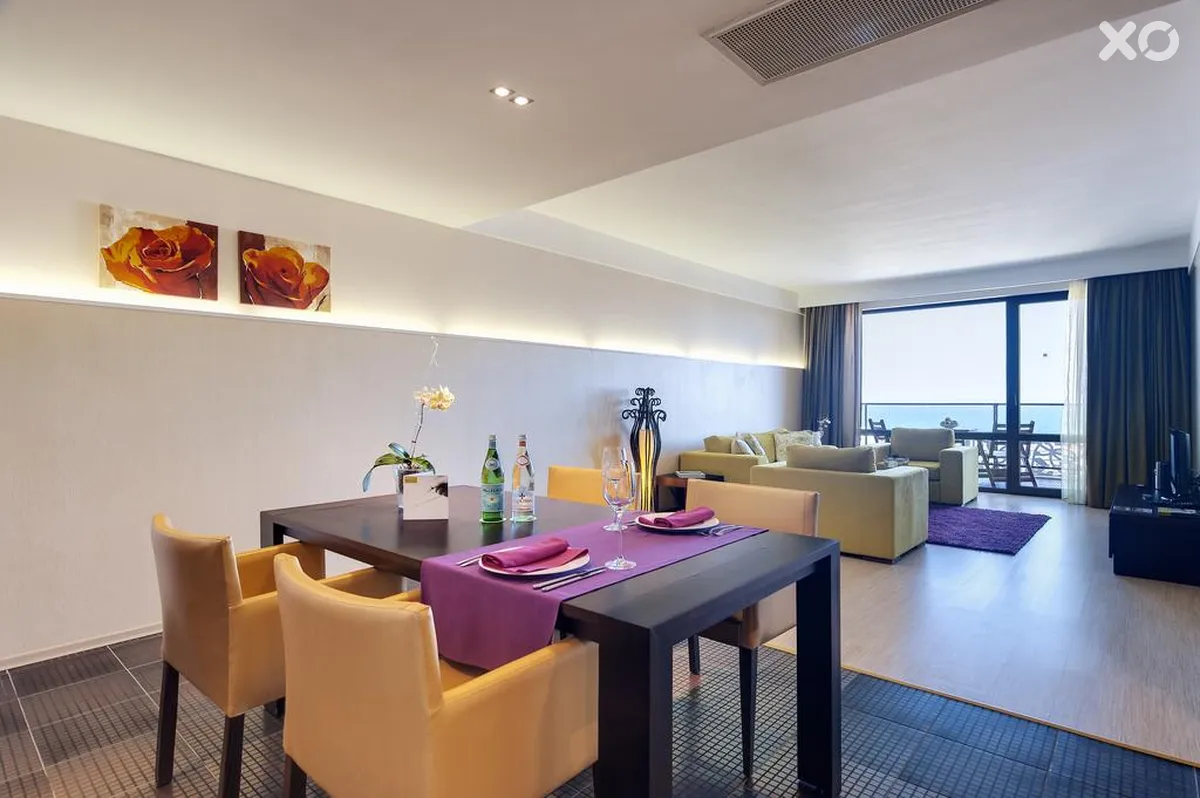 Barcelo Royal Beach