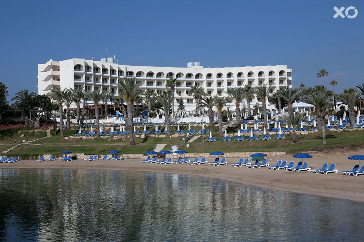 Golden Coast Hotel