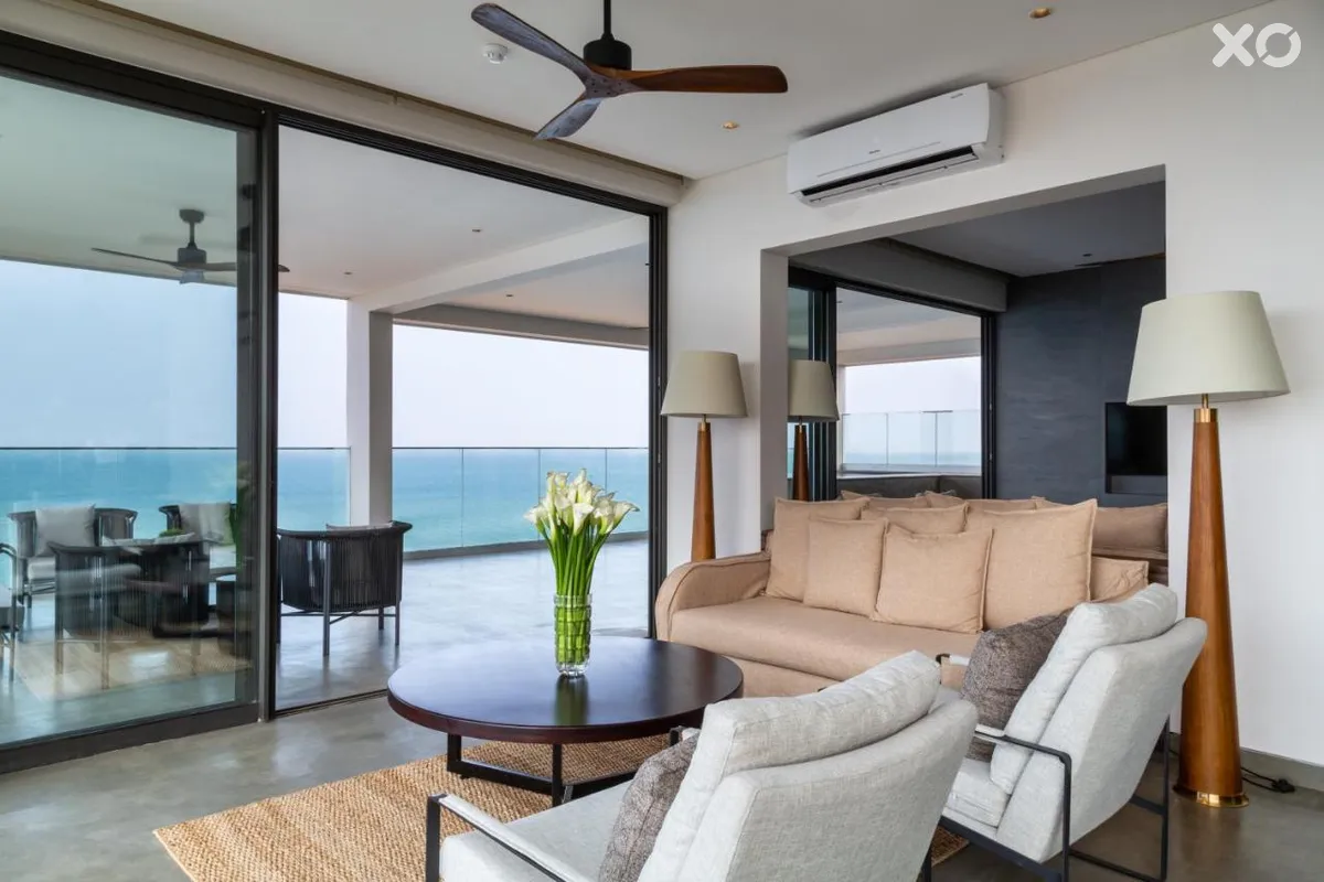 Crystal Sands Galle