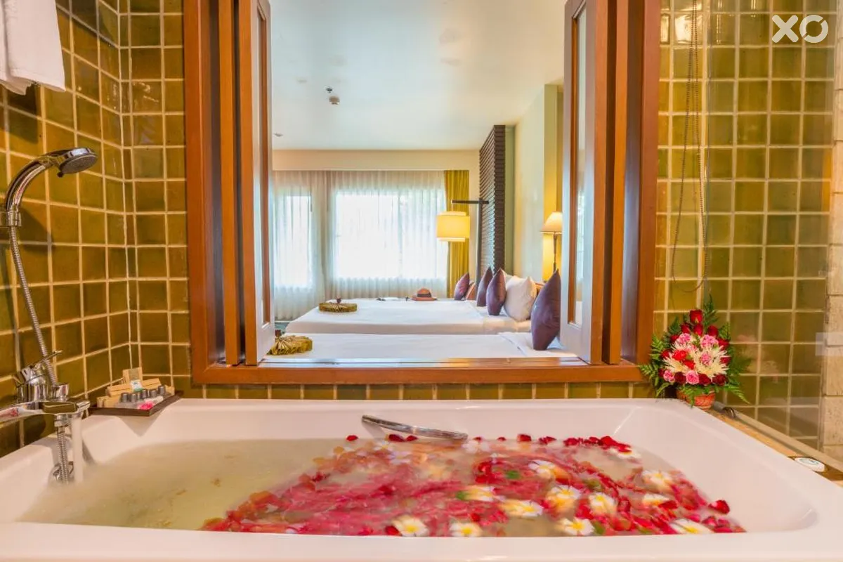 The Royal Paradise Hotel & Spa