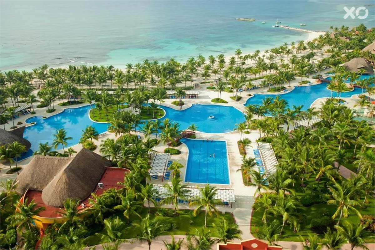 Barcelo Maya Grand Resort