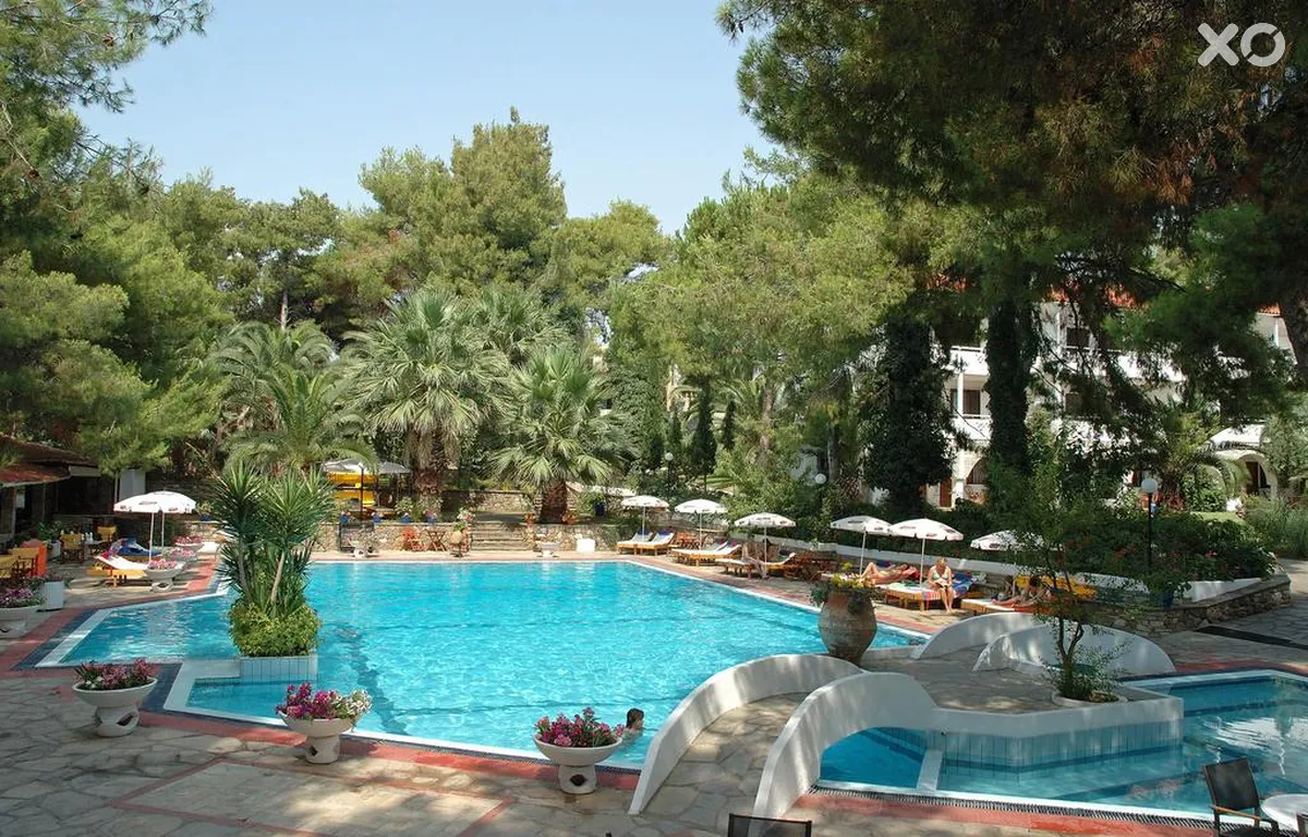 Porfi Beach Hotel