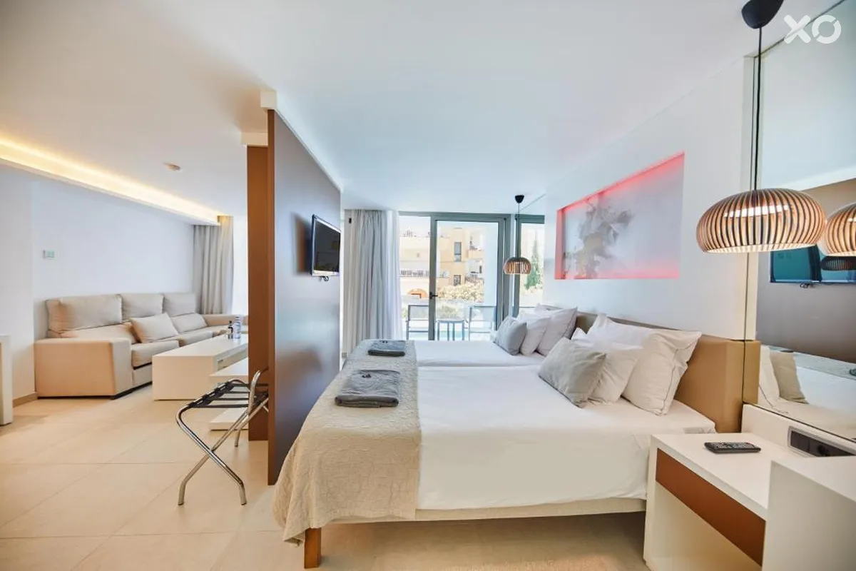 Monsuau Hotel