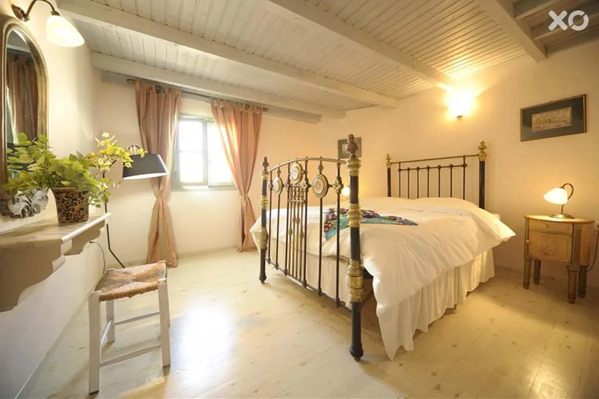 Mythos Suites Hotel