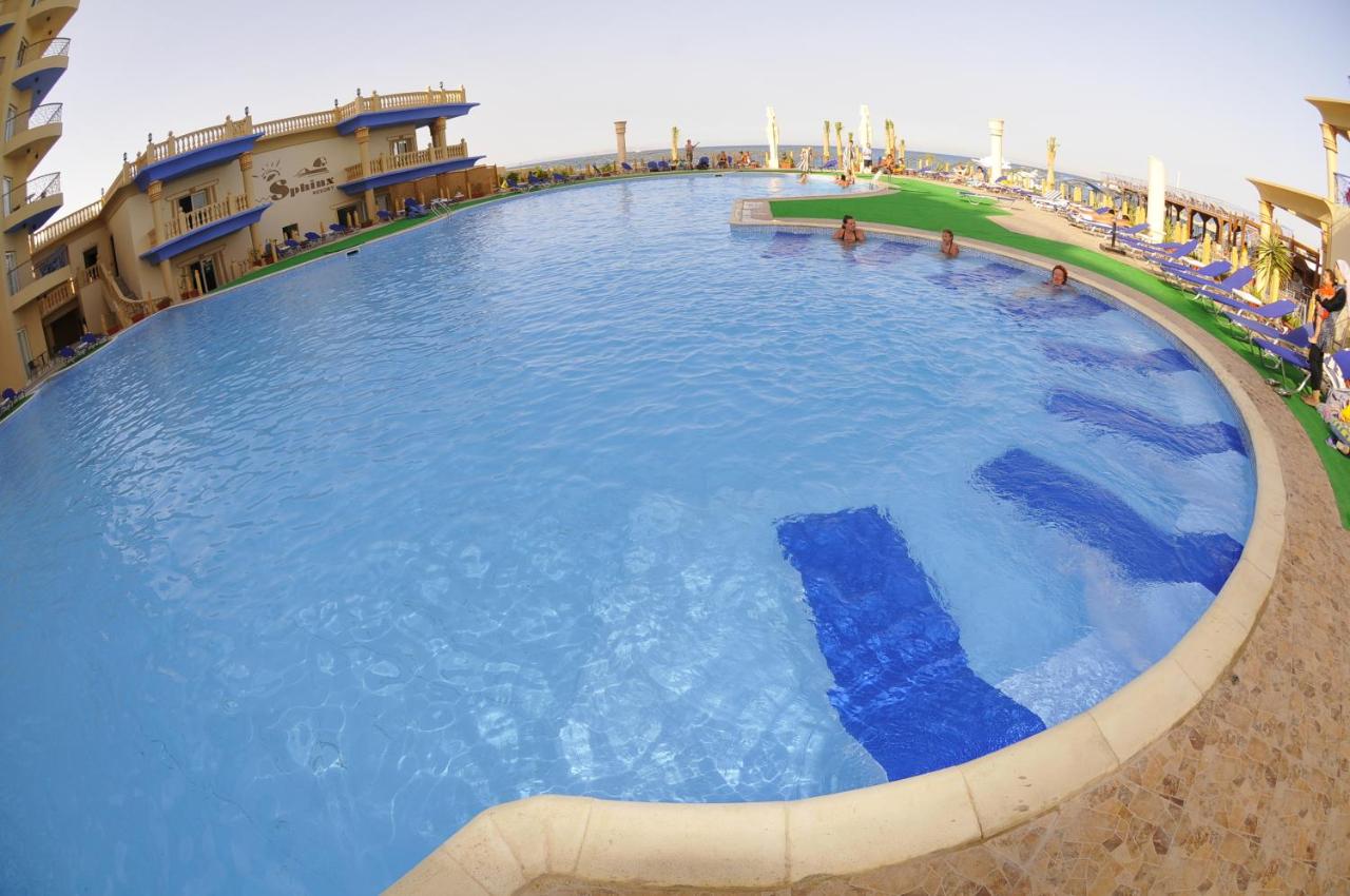 Sphinx Aqua Park Beach Resort
