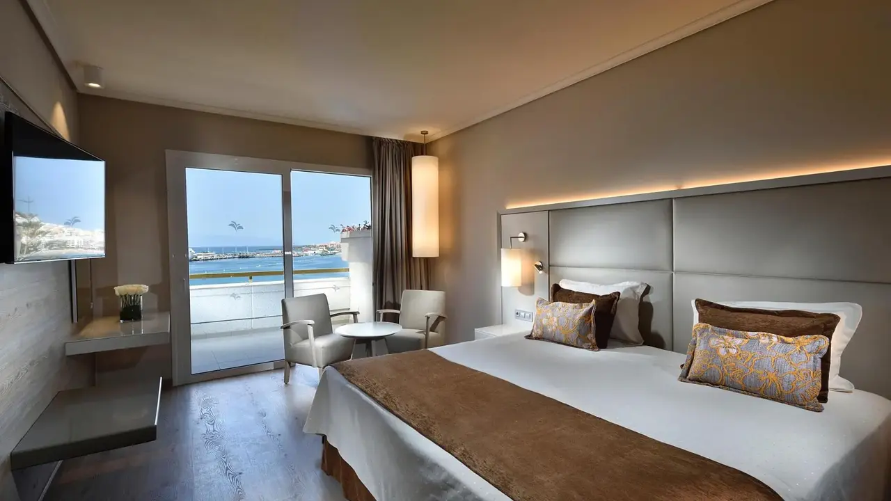 Отдых с привкусом счастья в Spring Arona Gran