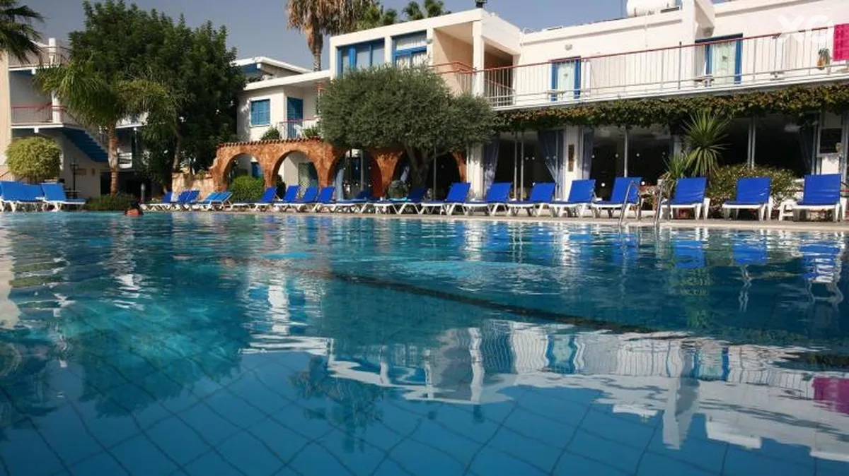 Green Bungalows Hotel Apartments