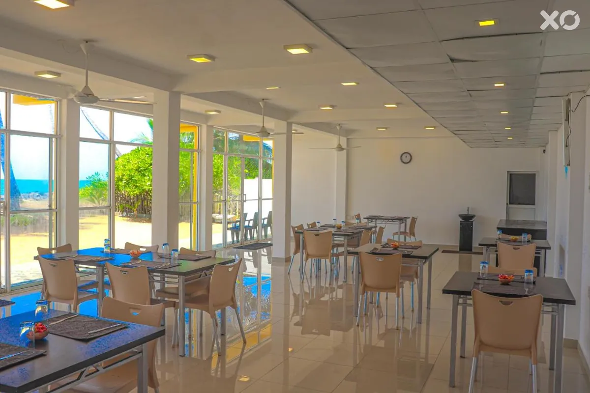Oreo Beach Hotel