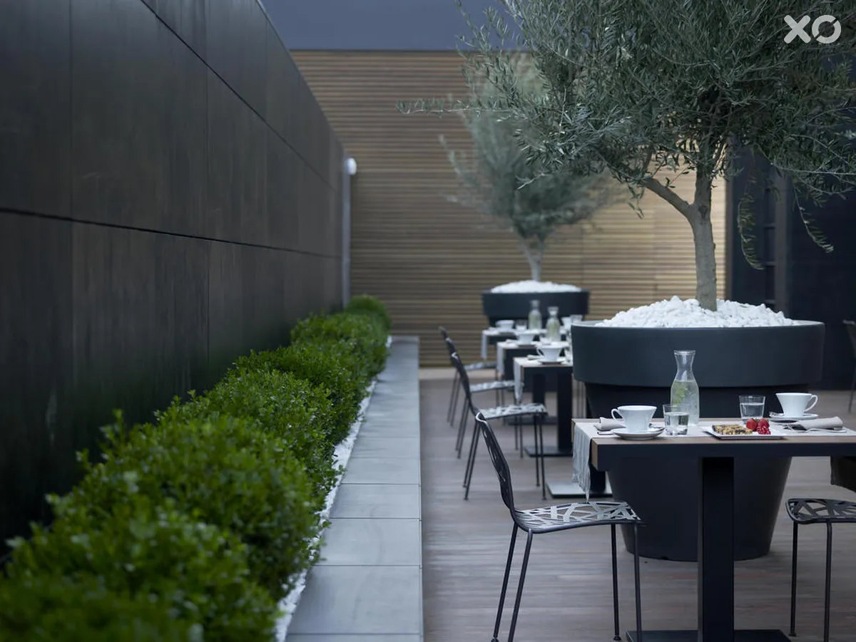 The Met Hotel