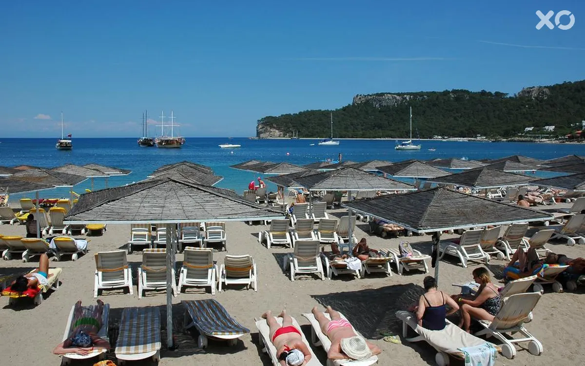 Meder Resort Hotel