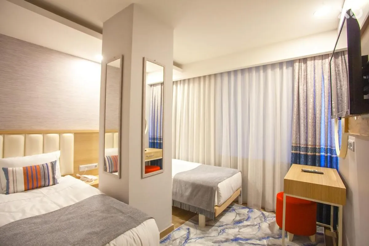 Old Town Point Hotel & Spa