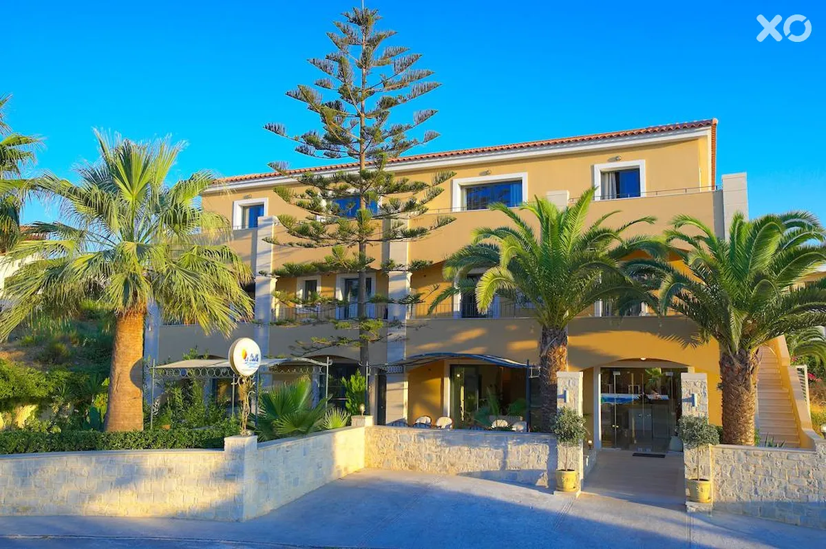 La Stella Apartments & Suites