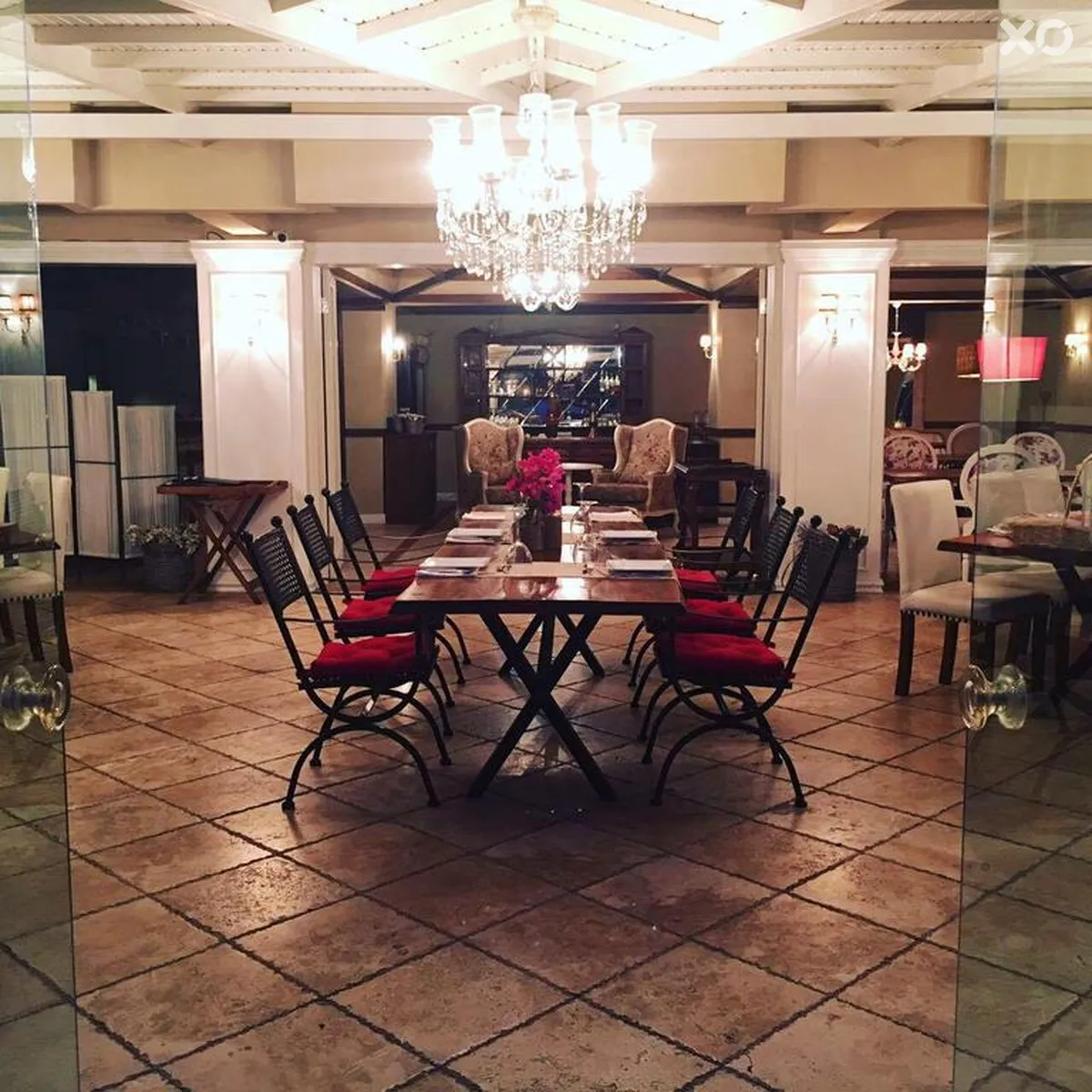 Carina Hotel
