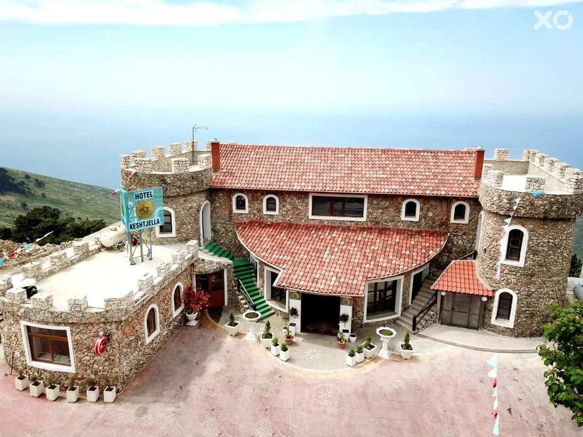 Keshtjella Hotel