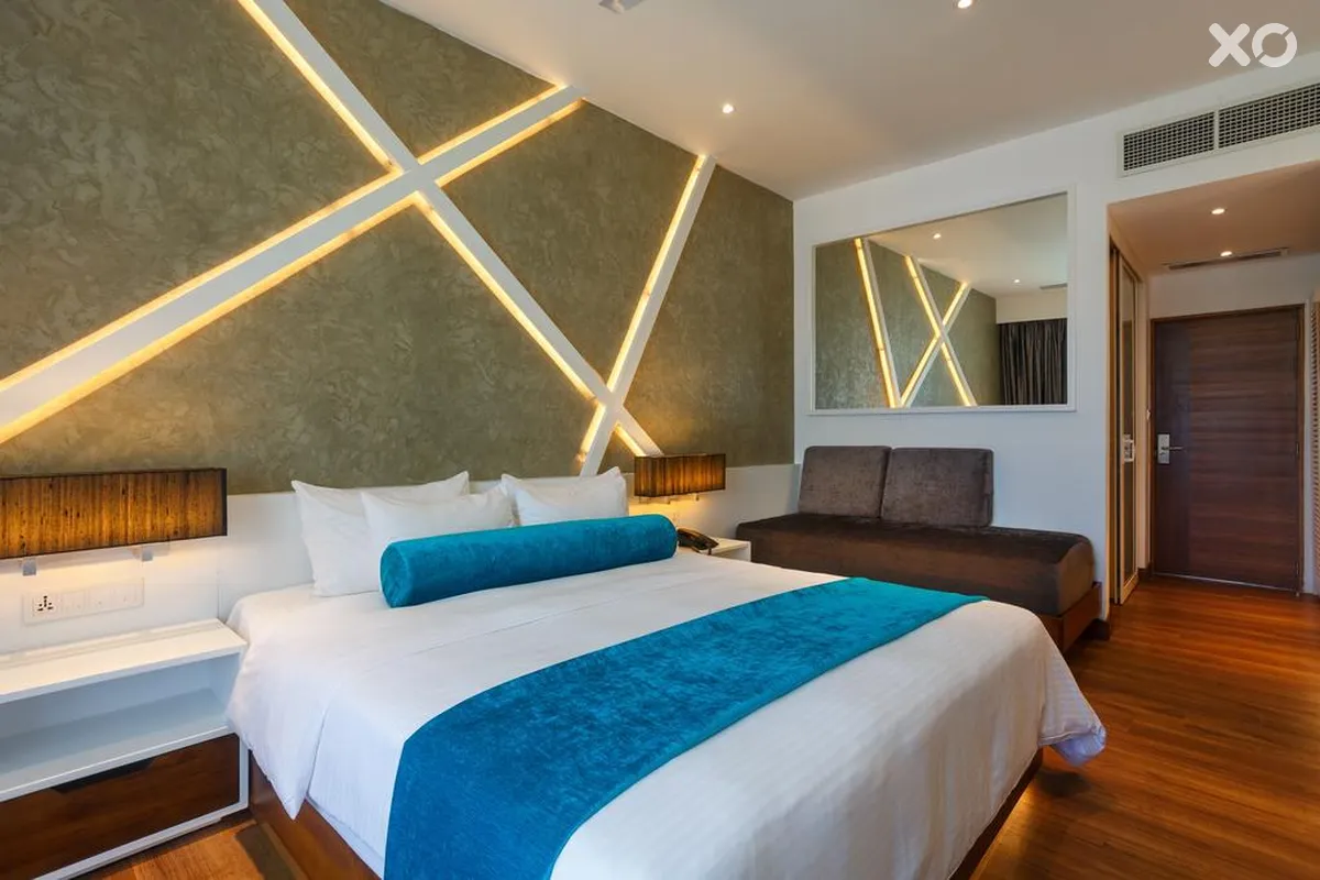 Camelot Beach Hotel