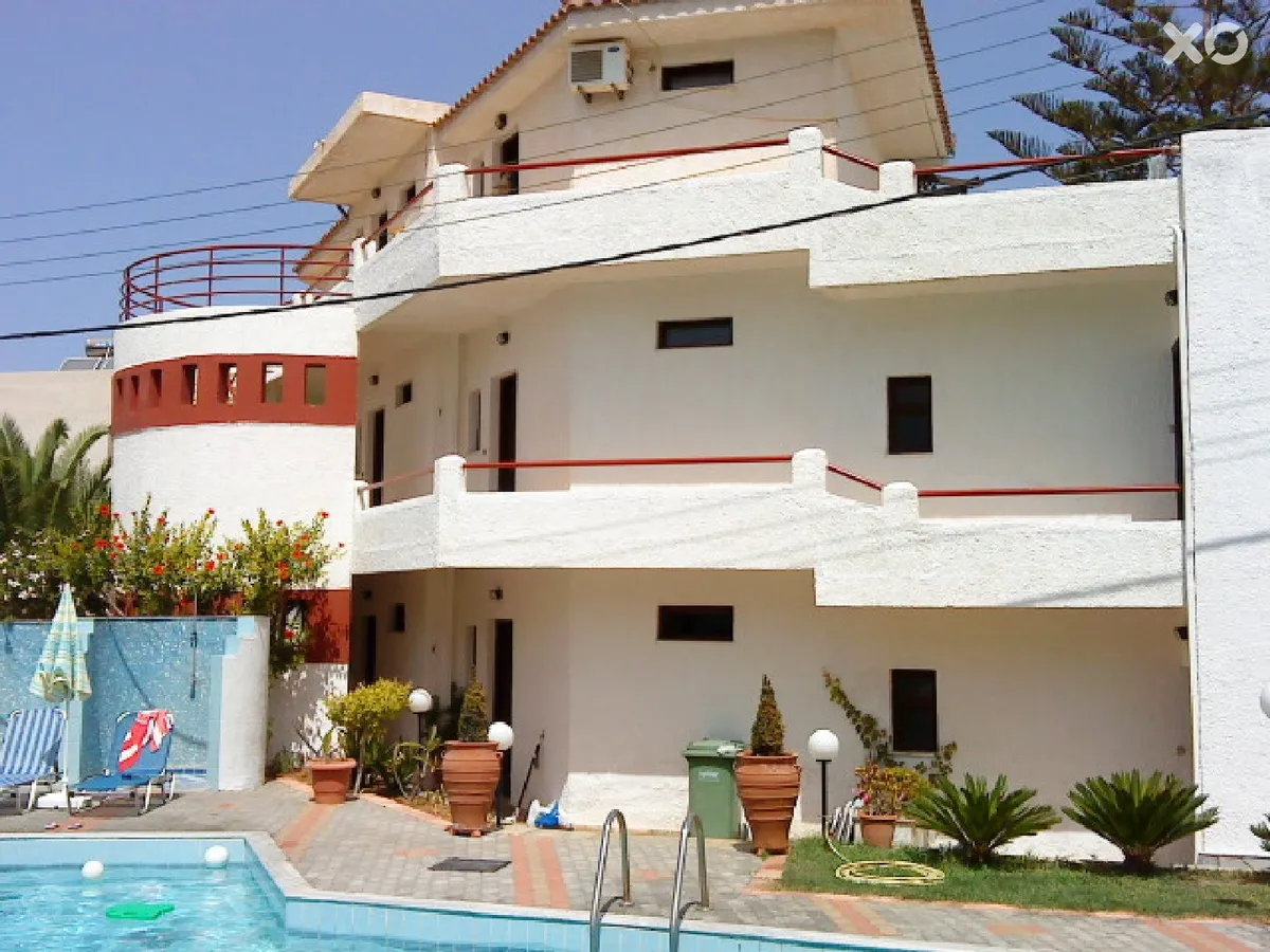 Irilena Studios & Apartments