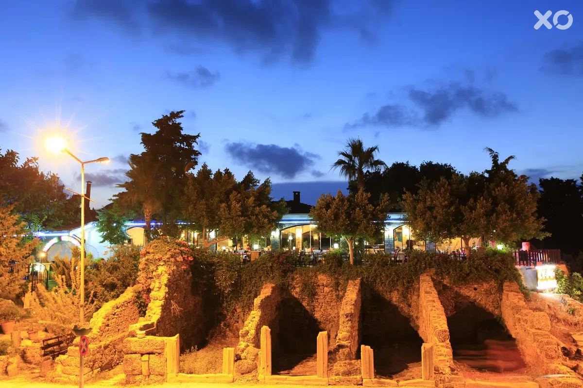 Leda Beach Hotel