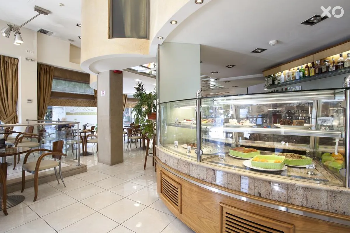 Golden City Hotel