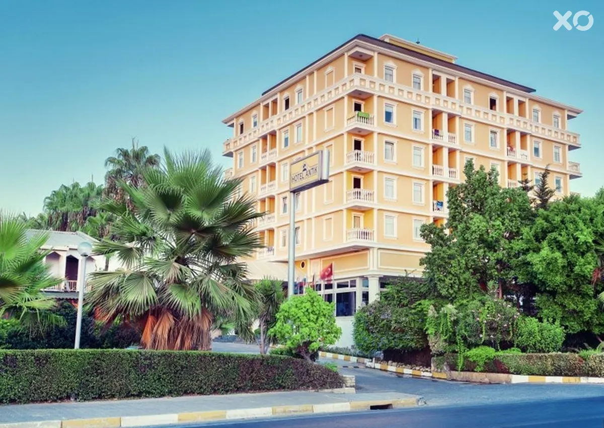Antik Garden Hotel