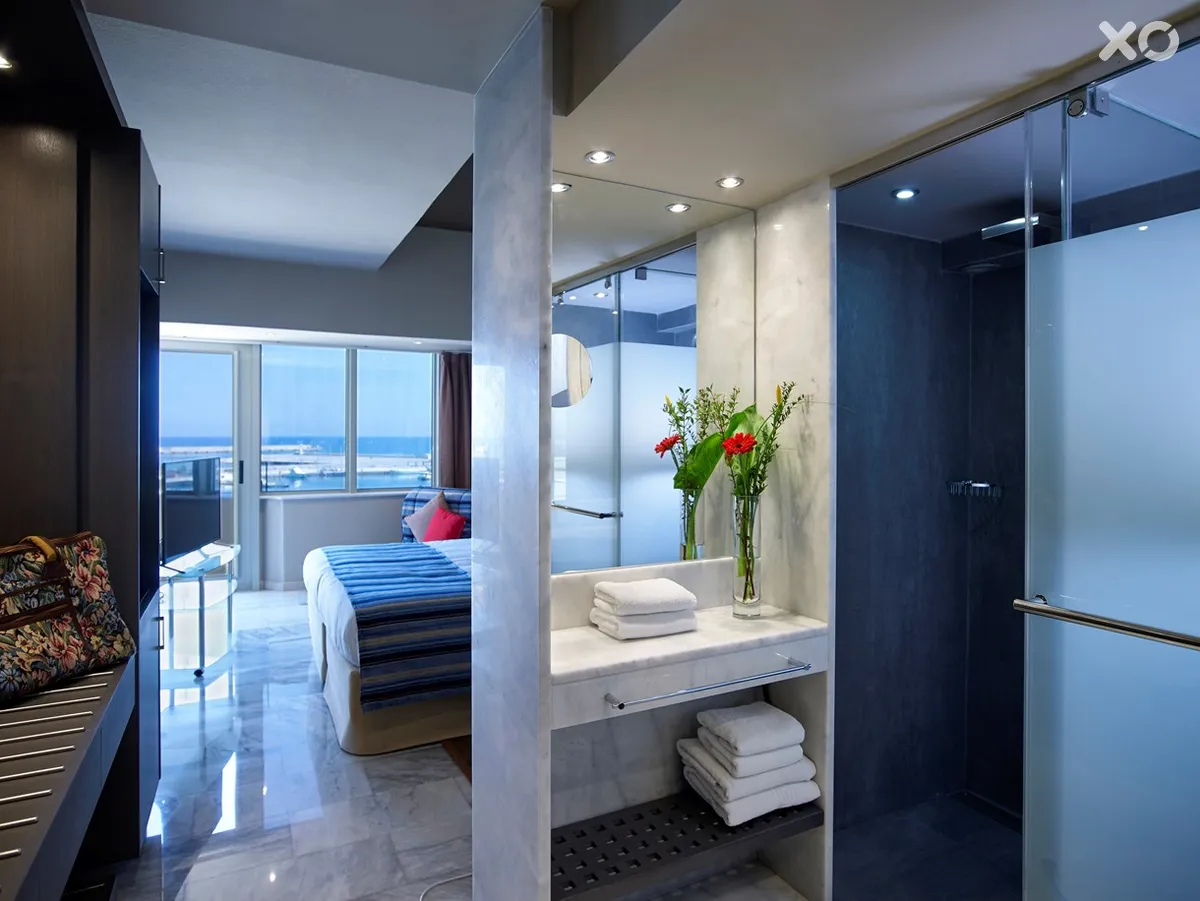 Kyma Suites Beach Hotel