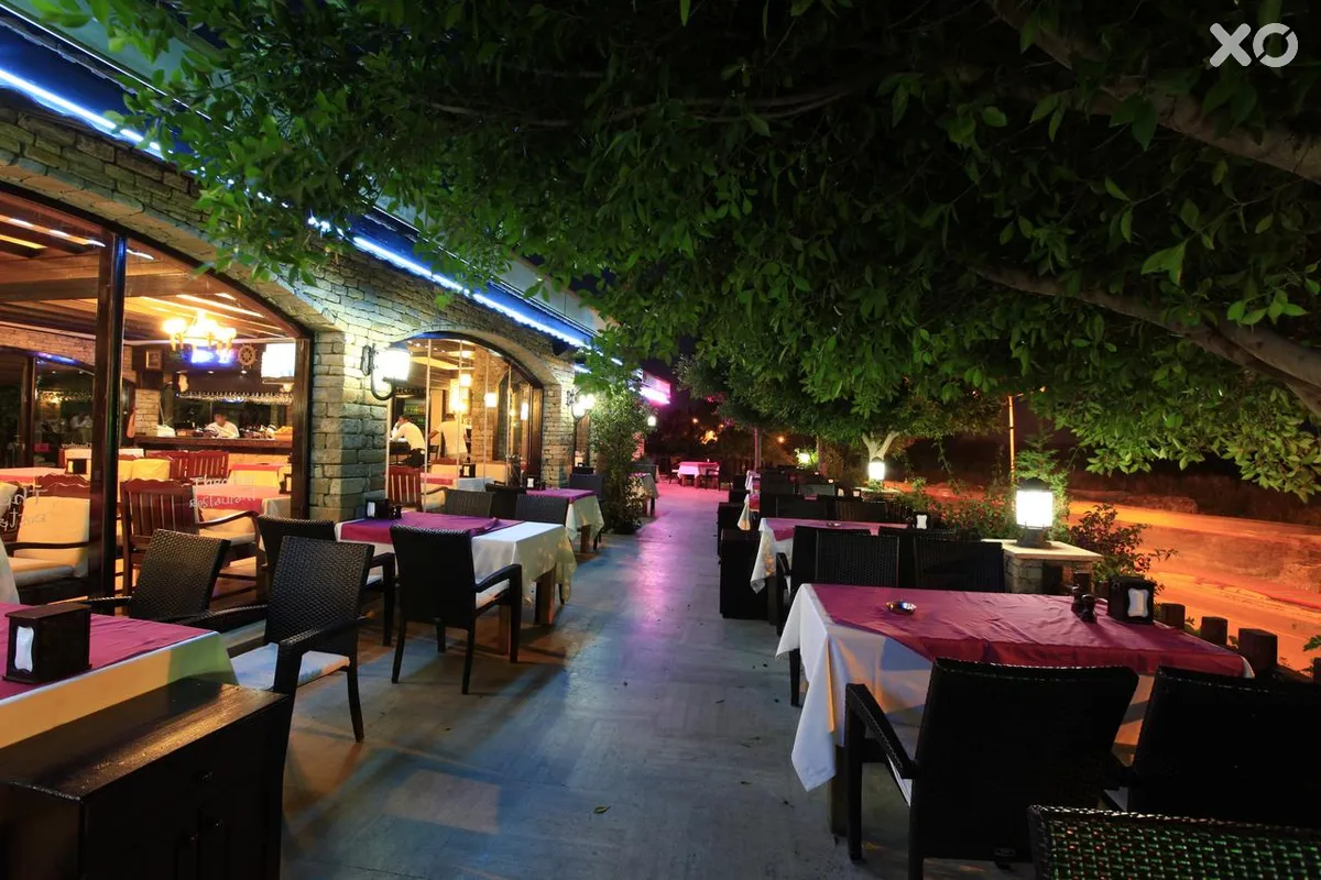 Leda Beach Hotel