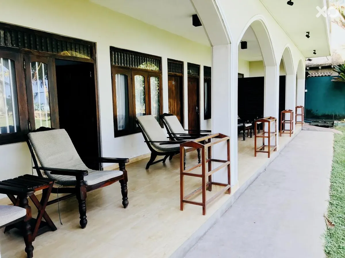 Sri Gemunu Beach Resort